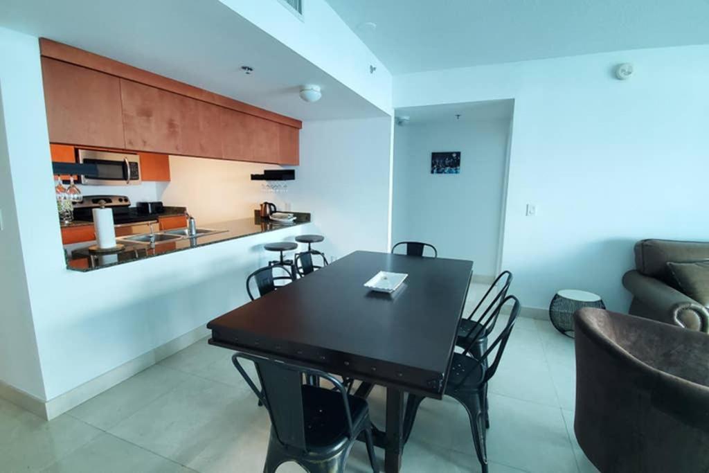 מיאמי Luxury Penthouse Brickell 3 Bedrooms Free Parking מראה חיצוני תמונה